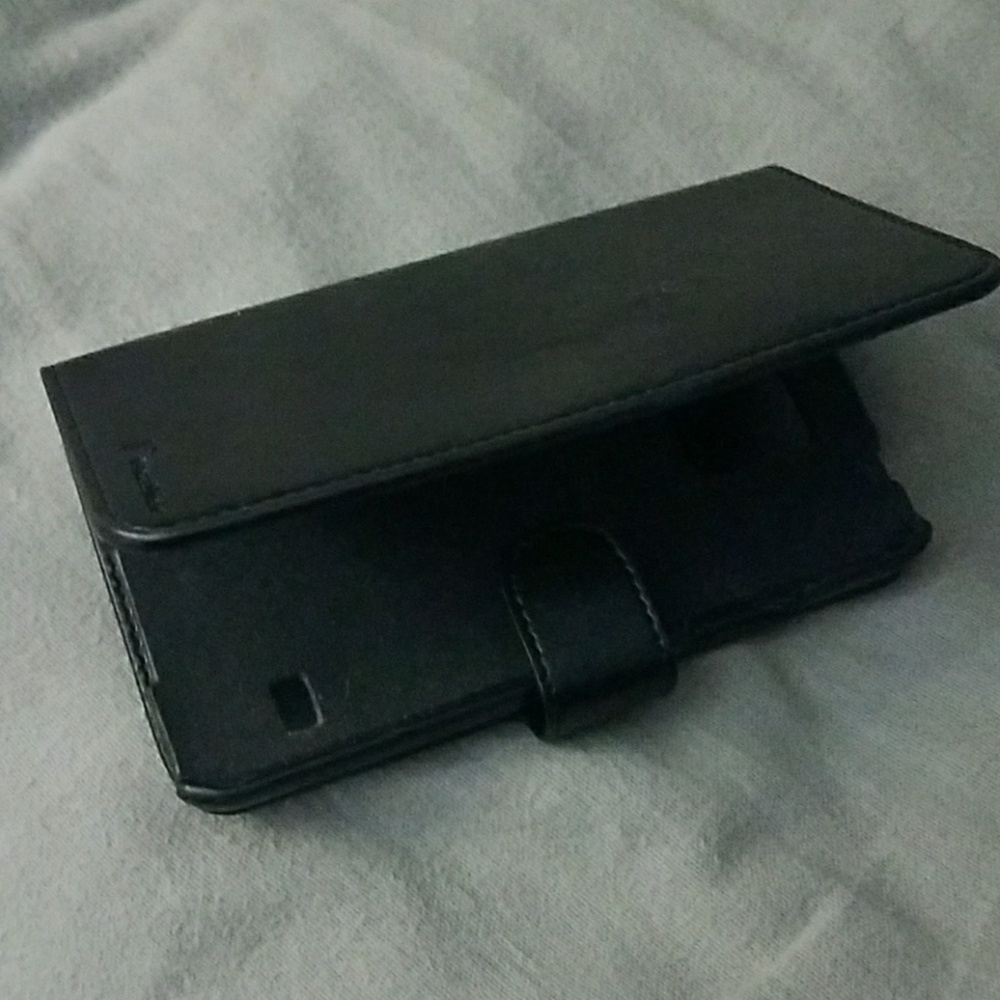 Black Samsung Galaxy S5 leather wallet case